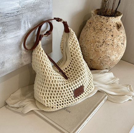 Summer seaside vacation woven bag